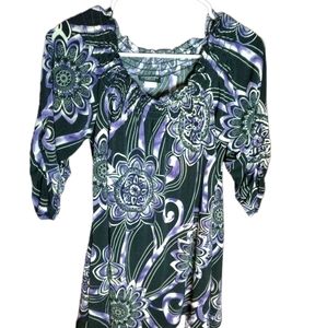 EUC! Black and Purple Top!  Size M.